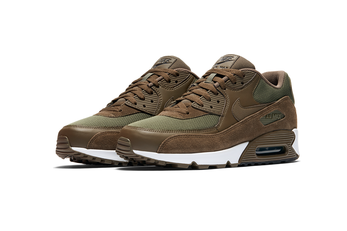 NIKE AIR MAX 90 ESSENTIAL MEDIUM OLIVE