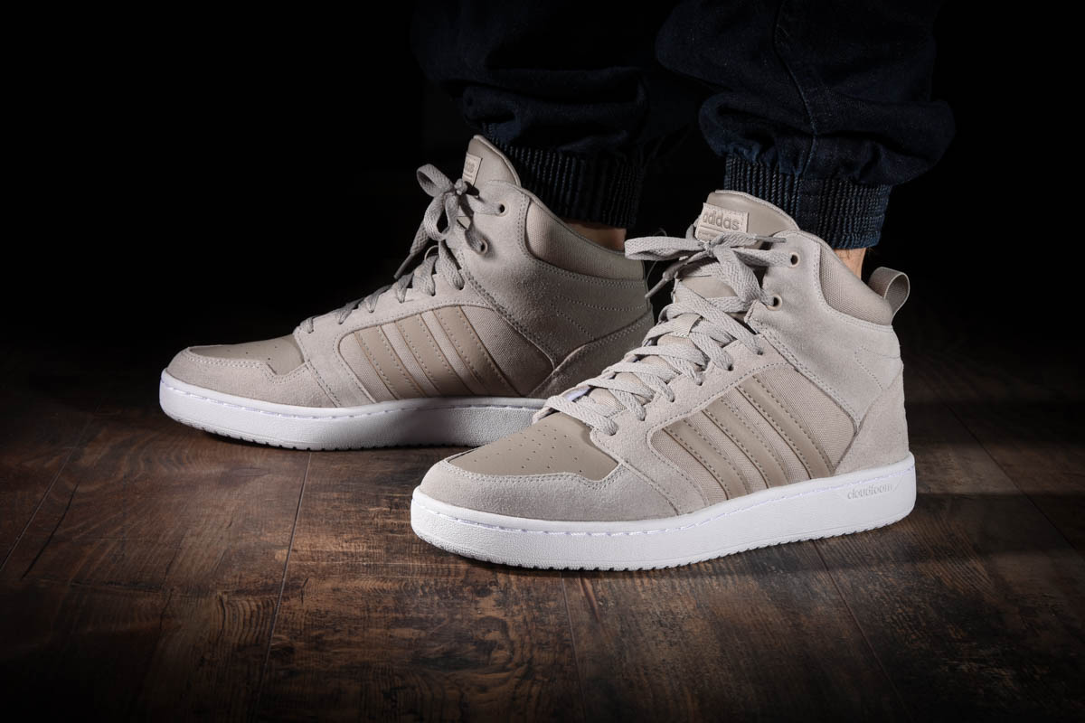 Adidas super store hoops mid