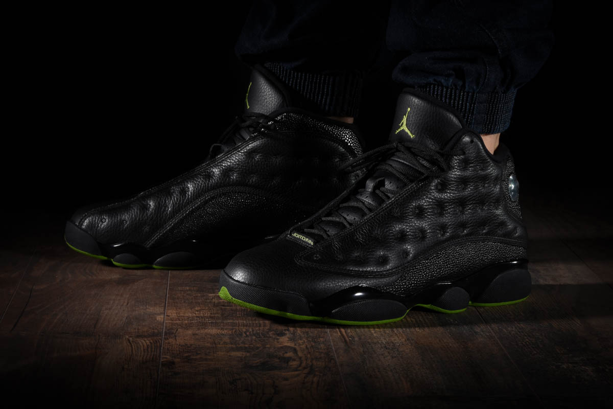 NIKE AIR JORDAN 13 RETRO ALTITUDE