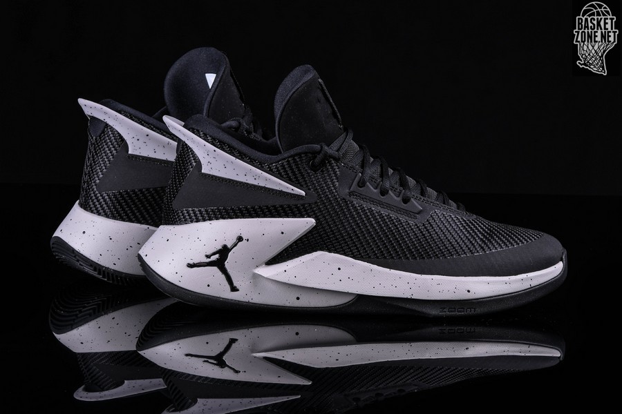 Jordan lockdown black hotsell