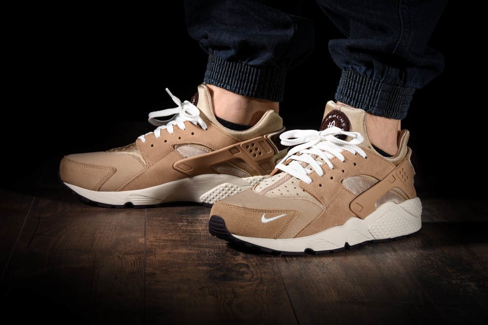 NIKE AIR HUARACHE RUN PREMIUM DESERT