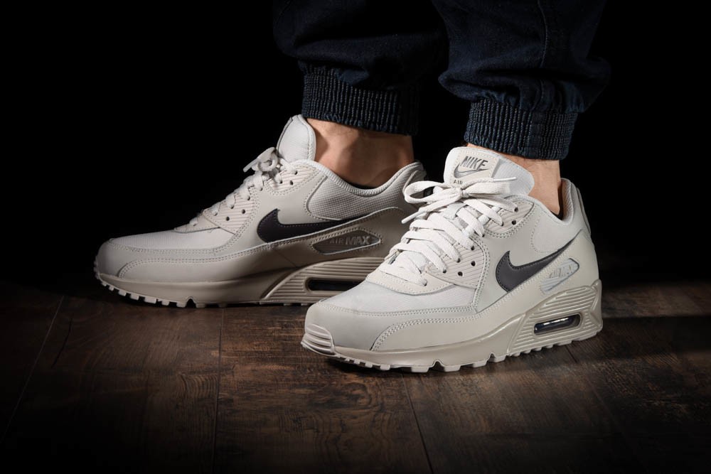NIKE AIR MAX 90 ESSENTIAL THUNDER GREY