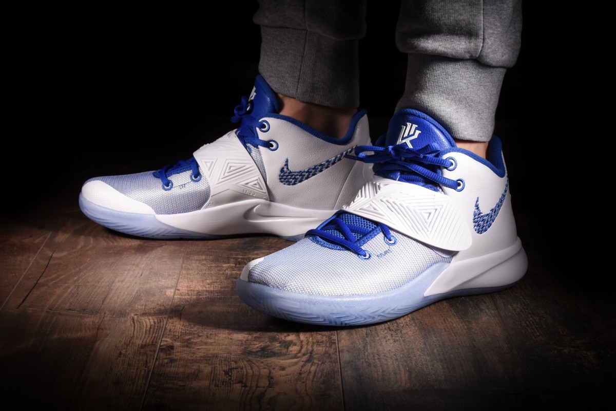 kyrie flytrap 3 blue and white