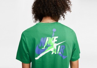 NIKE AIR JORDAN JUMPMAN CLASSICS GRAPHIC TEE ALOE VERDE