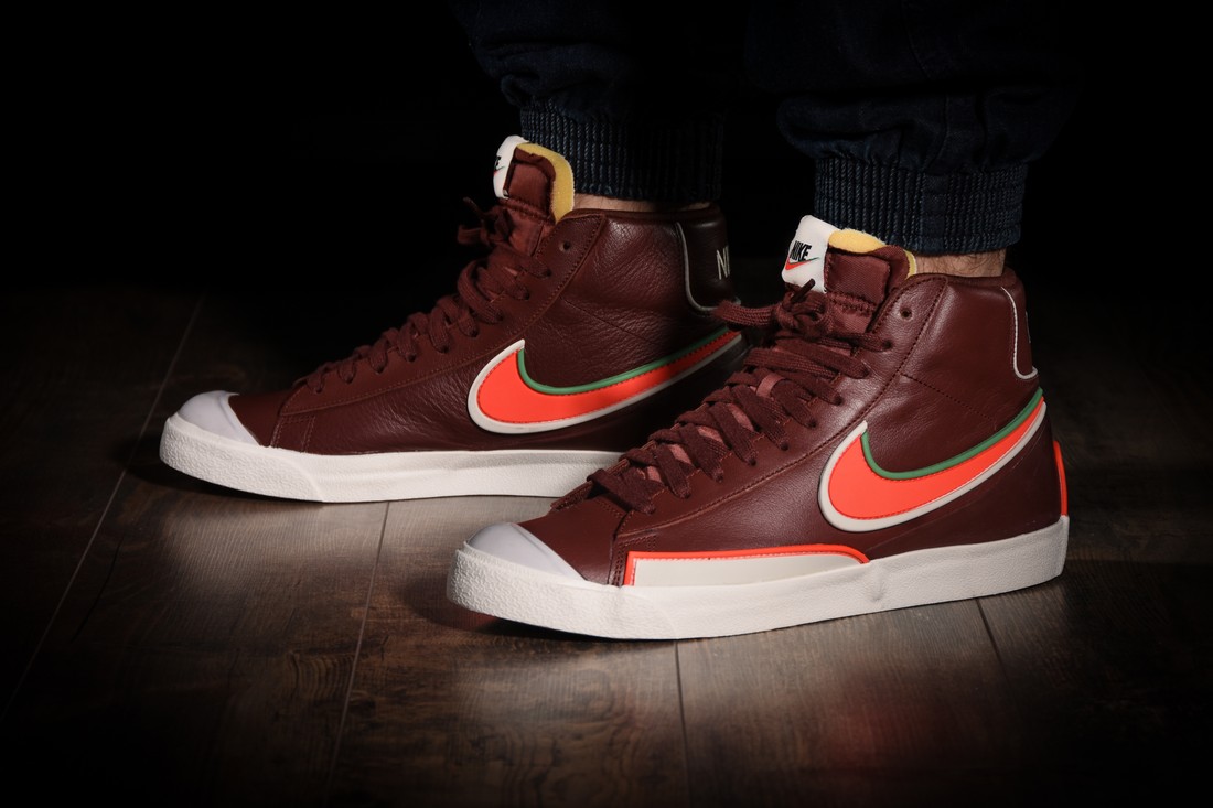 NIKE BLAZER MID '77 RETRO INFINITE DARK MAROON