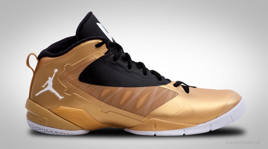 NIKE AIR JORDAN FLY WADE 2 EV METALLIC GOLD