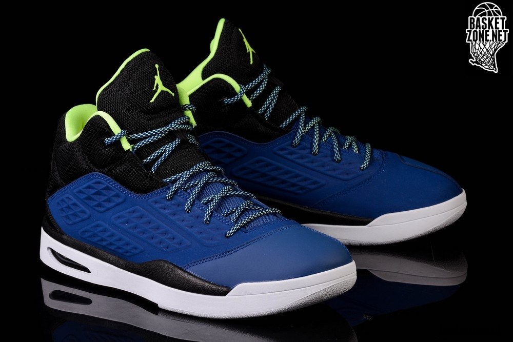 Nike jordan new school clearance